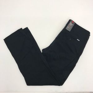 Levi’s 502 with stretch. New! Size: 33x32